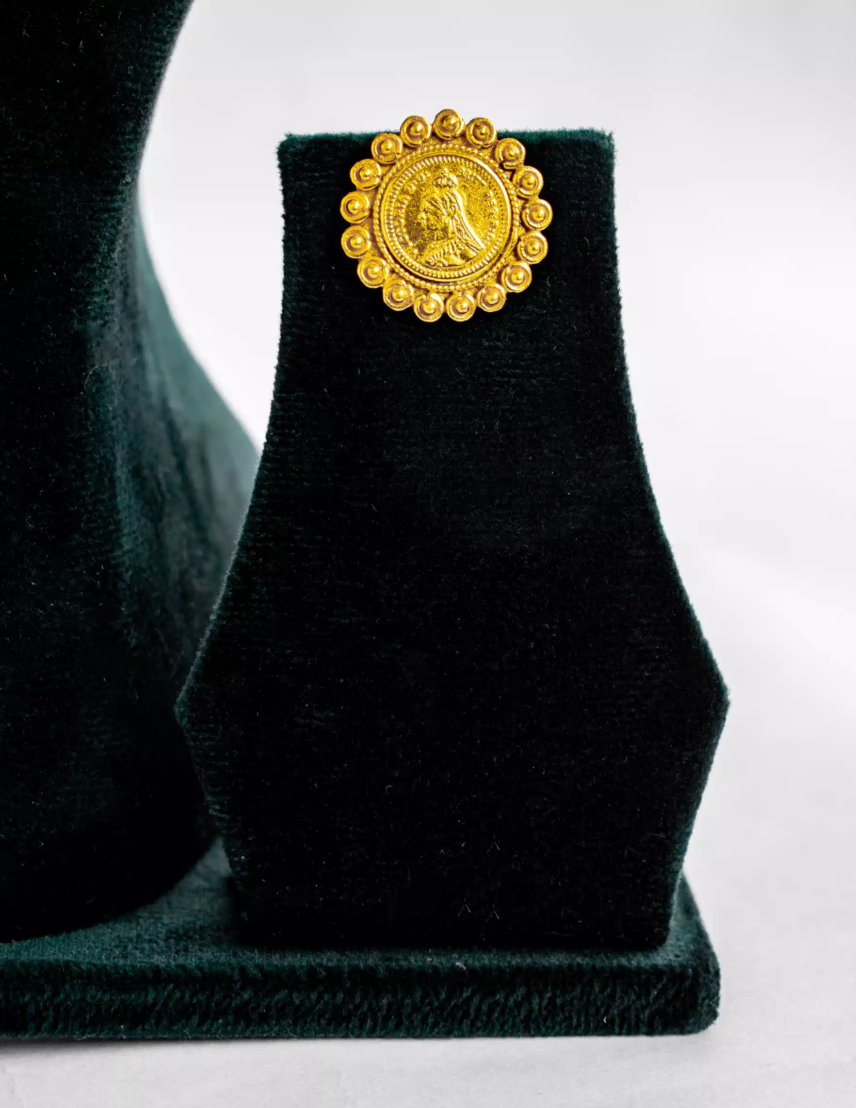 Rajvi Coin Grace – Gold-Plated Silver Pendant & Earrings Set